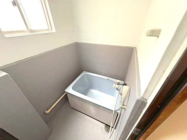 白鳥苑マンションの浴室