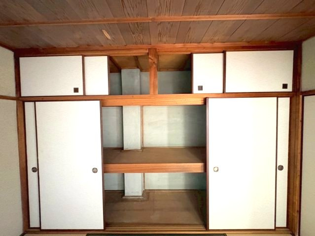 白鳥苑マンションの収納