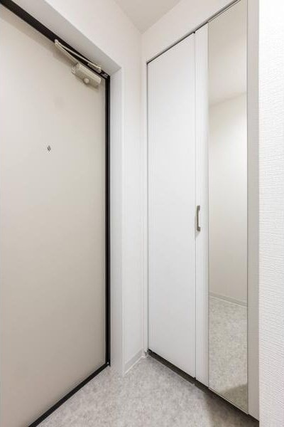 Anecis広見町の玄関
