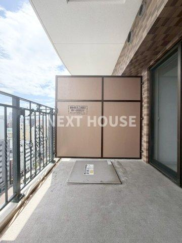 Luxe難波南のバルコニー