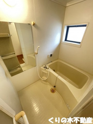 【浴室】 | メゾンフォンティーヌ B棟 | 同タイプのお部屋です（現況を優先します）