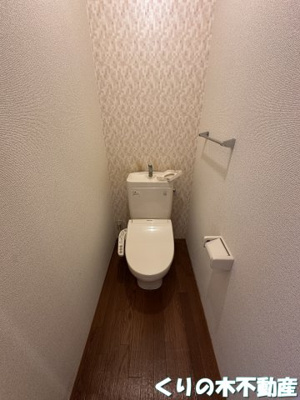 【トイレ】 | メゾンフォンティーヌ B棟 | 清潔感のあるトイレです