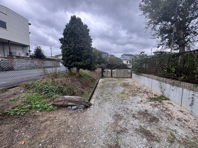 【売地】【建築条件なし】いわき市内郷宮町金坂の前面道路含む現地写真