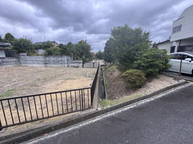 【売地】いわき市内郷宮町金坂の前面道路含む現地写真