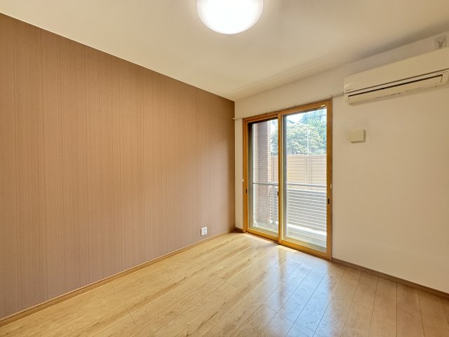 MERIDIAN松戸の洋室