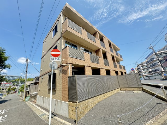 MERIDIAN松戸の外観