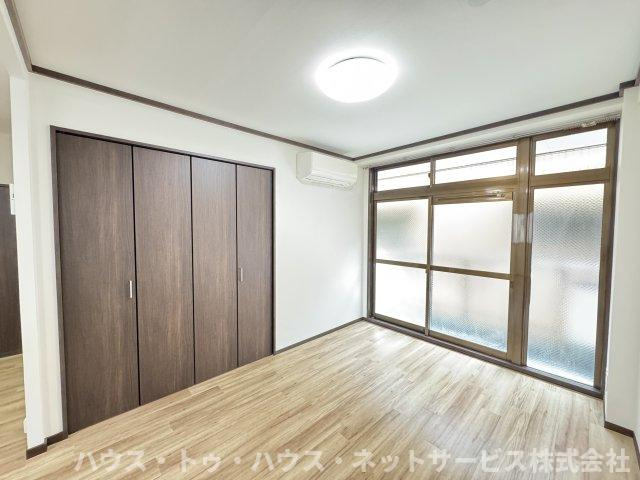 アーク春雨橋A棟の居間・リビング