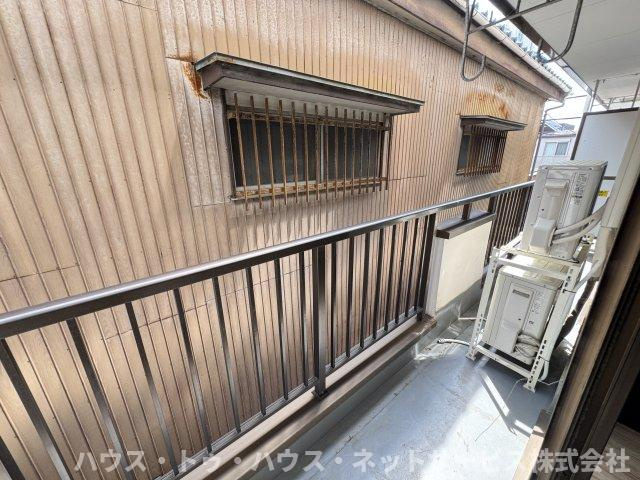 アーク春雨橋A棟のバルコニー