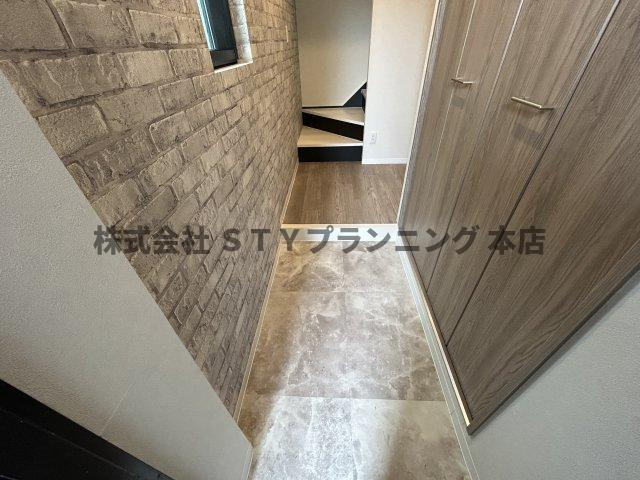 仲介手数料0円！Celenest浄心の玄関