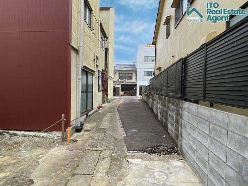 聖護院東町 中古戸建の前面道路含む現地写真