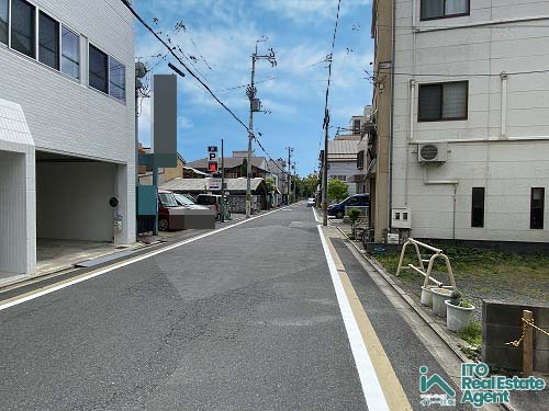 聖護院東町 中古戸建の前面道路含む現地写真