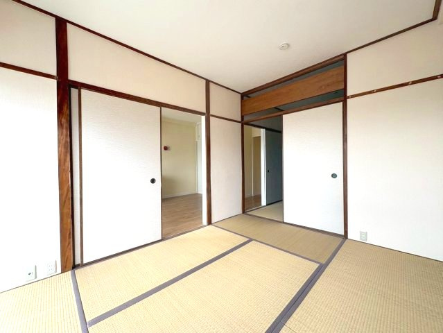 メゾン西川の和室