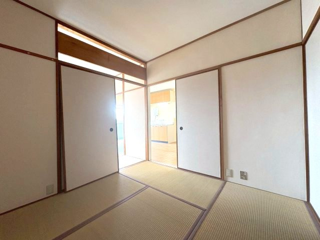 メゾン西川の和室