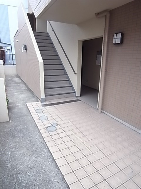 ファーストヒルのエントランス