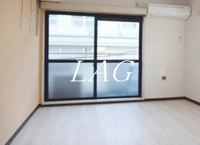 【居間・リビング】 | トップ高輪台 | 洋室のお部屋です。