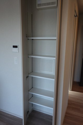 Brillia ist上野稲荷町の収納