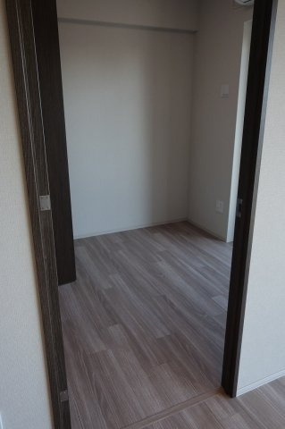 Brillia ist上野稲荷町の洋室