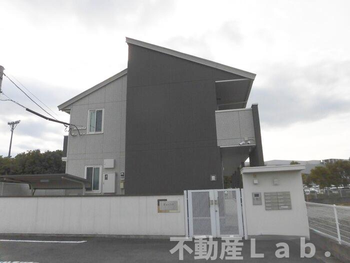 シャレックの外観