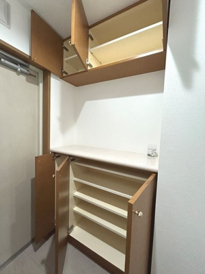 【玄関】 | リーベスト西千葉