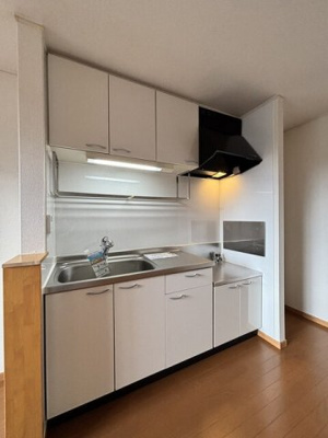 【キッチン】 | グレープタウンＢ