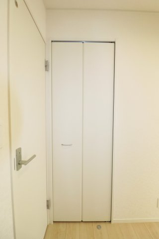 矢吹町一本木第6　　　2号棟　　　善郷小学校、矢吹中学区の収納