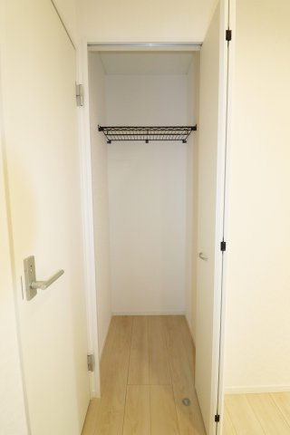 矢吹町一本木第6　　　2号棟　　　善郷小学校、矢吹中学区の収納