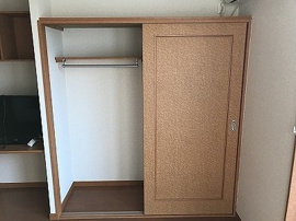内装は落ち着いています