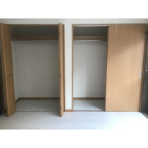 内装は落ち着いています