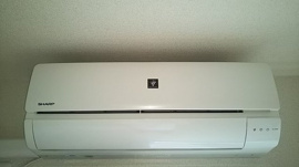エアコン（メーカーが異なる場合が御座います)