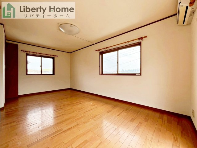 ひたちなか市青葉町　中古戸建の寝室