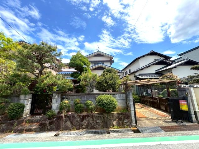 藤井寺市野中４丁目の一戸建て