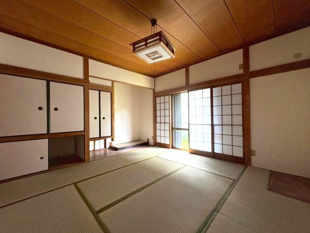 藤井寺市野中４丁目の一戸建ての和室