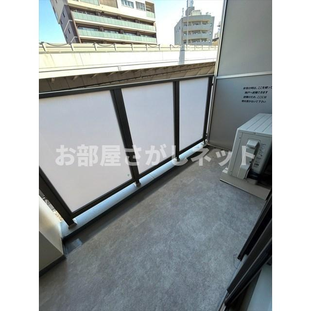 コスモグラシア板橋区役所前【おとり物件なし】#学生・社会人にオススメ！初期費用分割払いOK！のバルコニー
