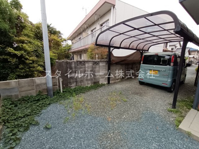 【駐車場】 | 新栄町一本木貸家