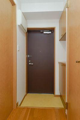 アミカル・エフの玄関