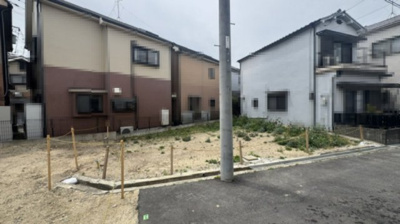 【前面道路含む現地写真】 | 堺市西区上野芝向ヶ丘町6丁　新築戸建 | 北東側・幅員約4.4ｍの道路に面しています。JR阪和線「上野芝」駅と「津久野」駅の2駅利用可！(2026年4月19日撮影)