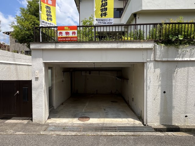 【駐車場】の画像