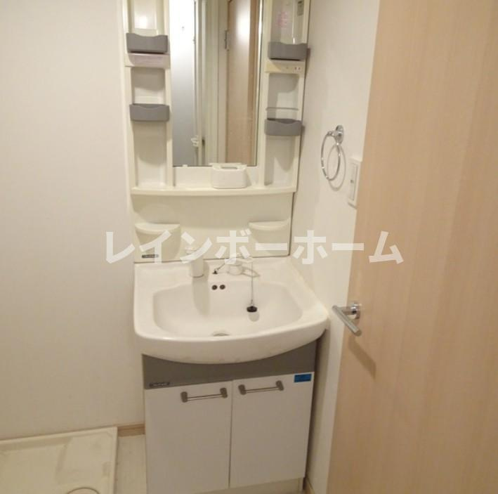 べラクレスパの独立洗面台