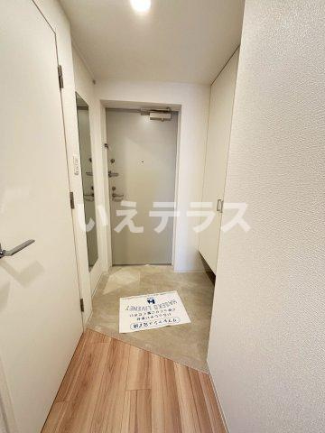 セレニテ神戸ミラクの玄関