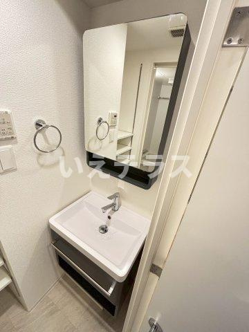 セレニテ神戸ミラクの洗面所