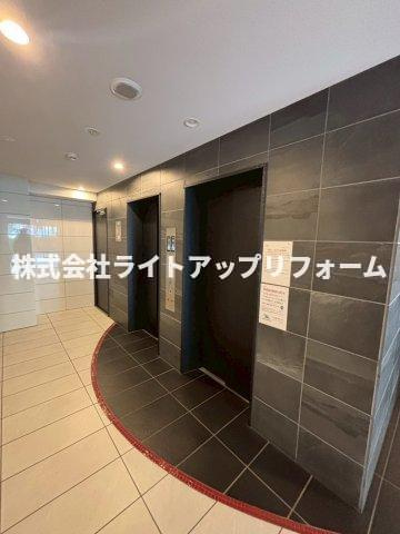 セレニテ神戸ミラクのロビー