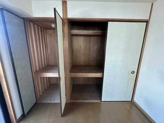 横山ビルの収納