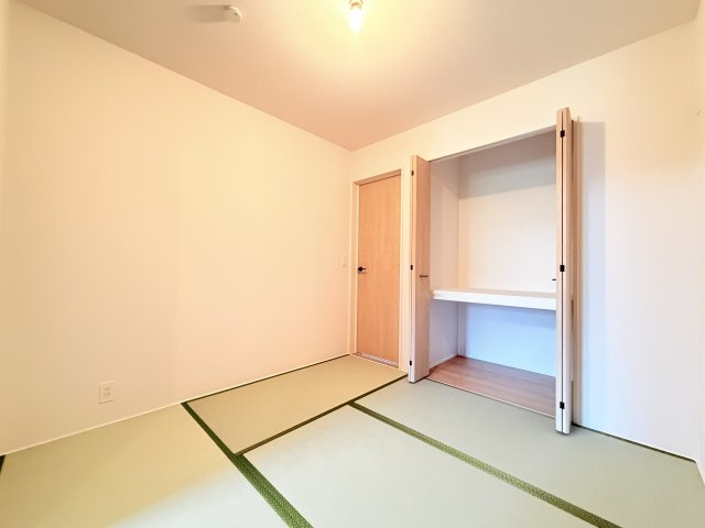 リナージュ応神町吉成 第1期の和室