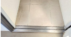 ビバリーホームズ氷川台の玄関