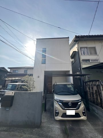 熊本市中央区世安2丁目　戸建の前面道路含む現地写真