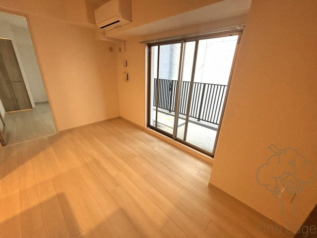アーバネックス南森町EASTの居間・リビング