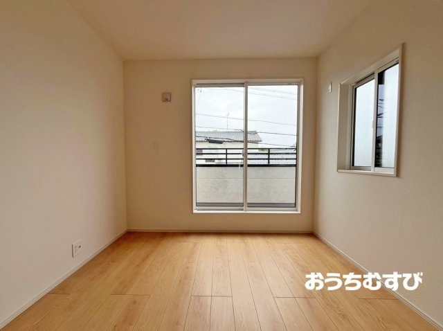 春日井市岩成台5丁目(全3棟)の洋室