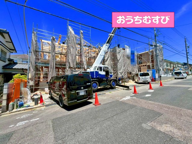 春日井市岩成台5丁目(全3棟)の前面道路含む現地写真