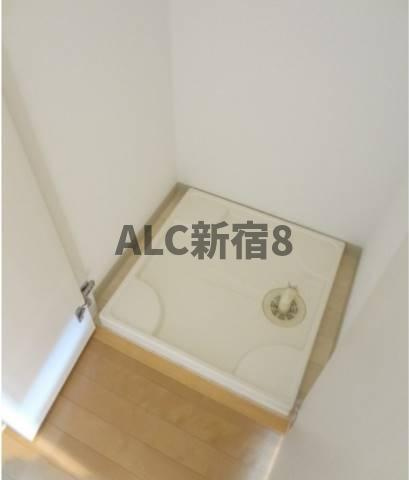 プレールドゥーク中野坂上の設備|室内洗濯機置き場