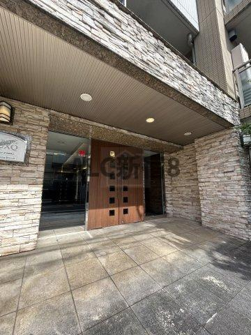 プレールドゥーク中野坂上のエントランス|重厚感のあるエントランス